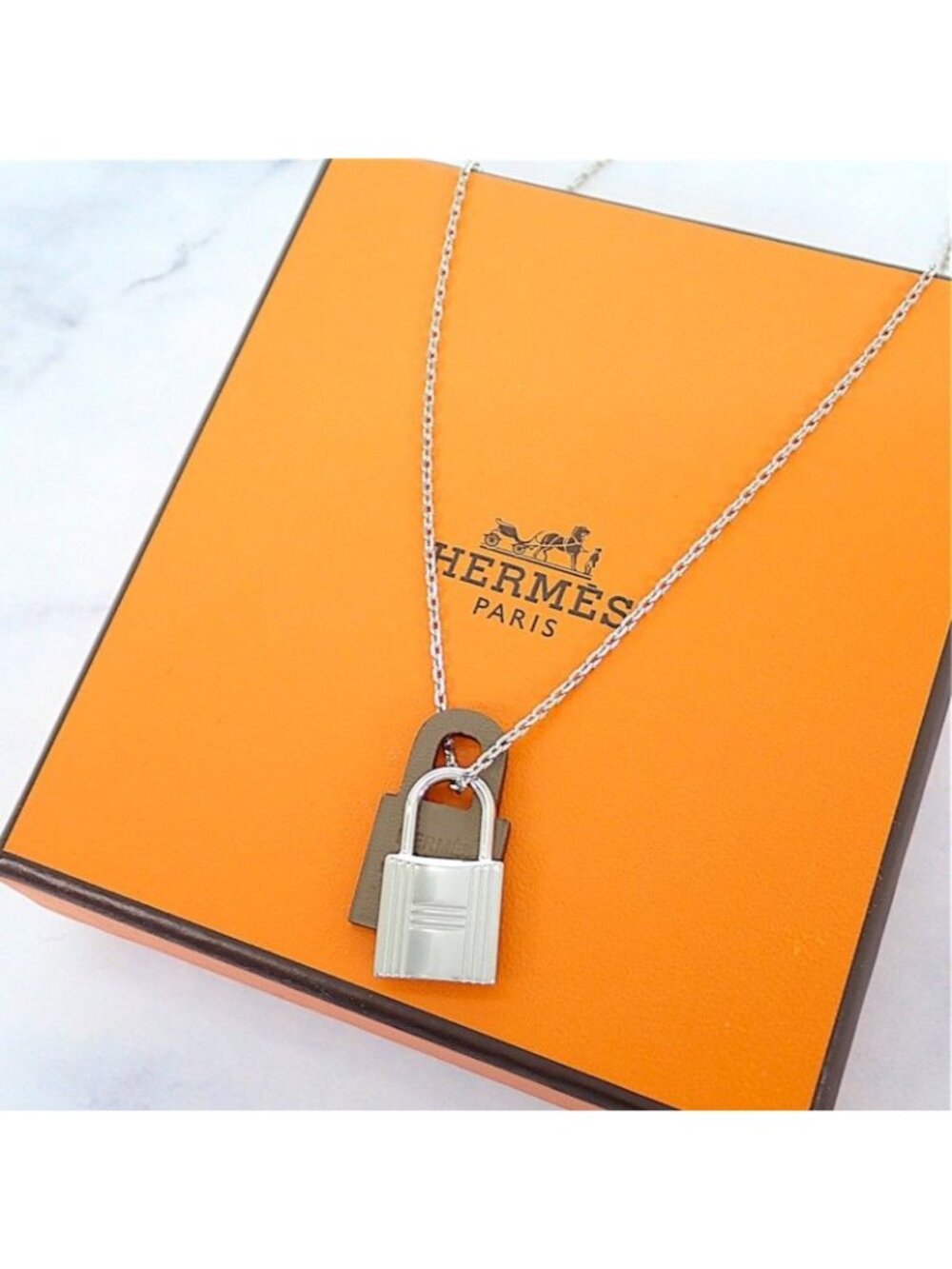 Hermes O'Kelly PM Necklace Veau Swift Metal Silver Etoupe